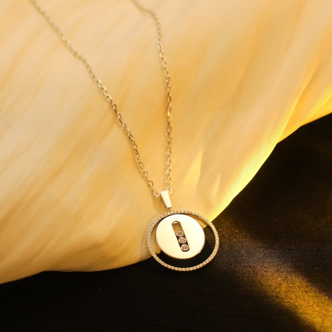 [Limara]LUCKY MOVE MM SILVER DIAMOND NECKLACE