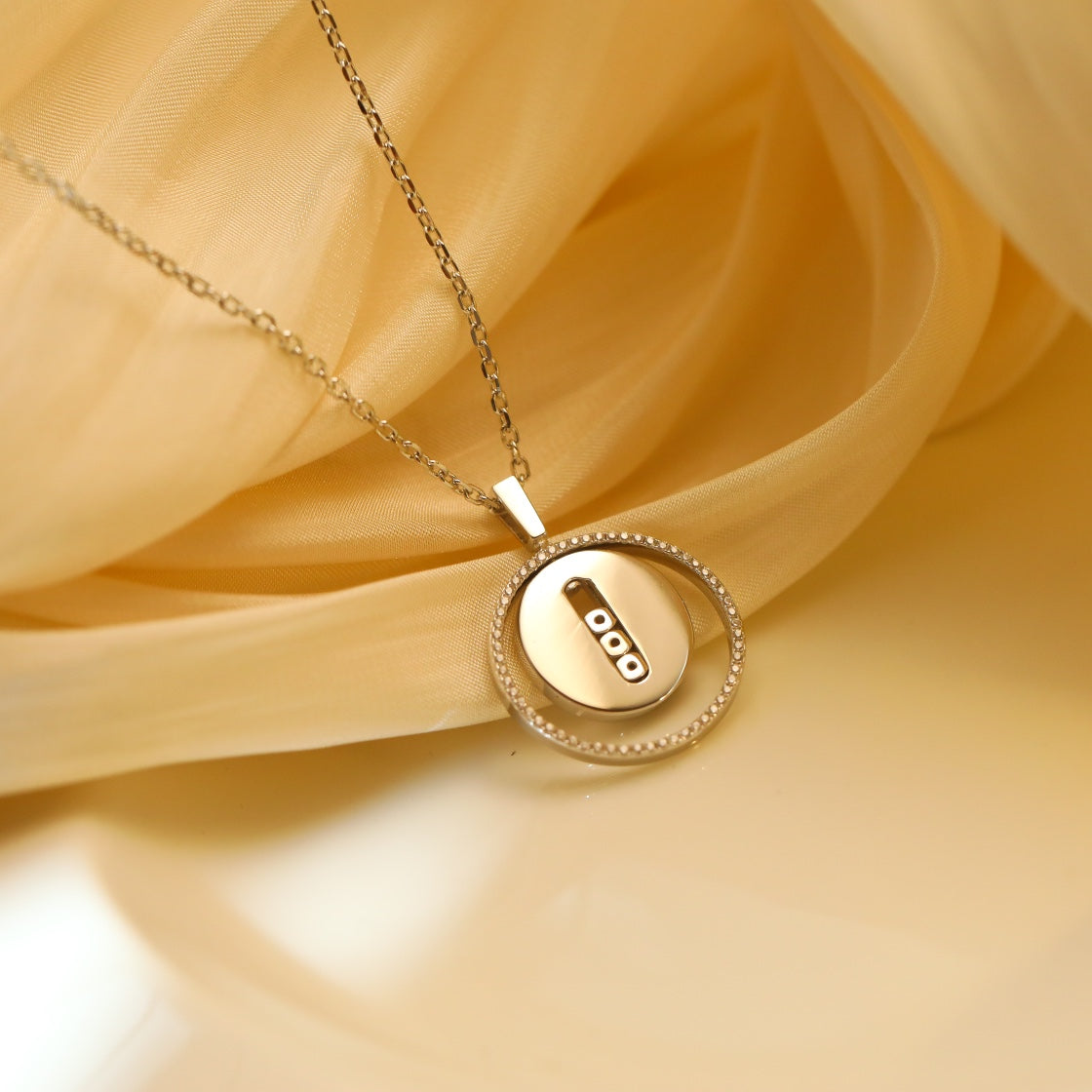 [Limara]LUCKY MOVE MM SILVER DIAMOND NECKLACE