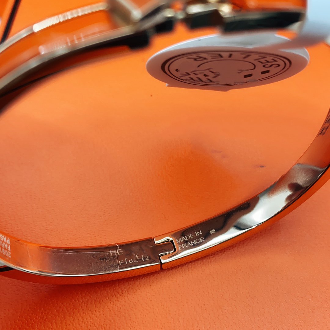 [Limara]CLASSIC HM CLIC RED 8MM ENAMEL BRACELET
