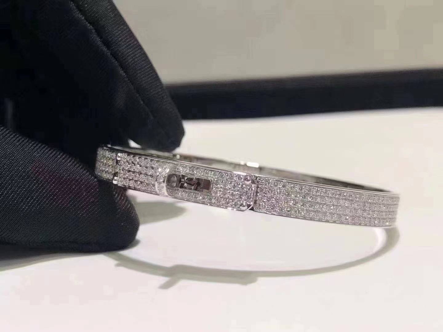 [Limara]HM KELLY BRACELET IN SILVER AND FULL PAVE DIAMOND