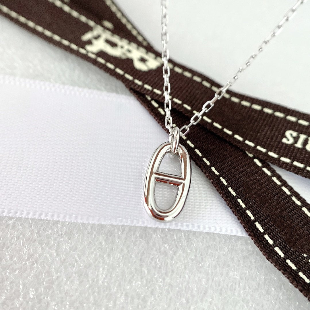 [Limara]HM PIG NOSE NECKLACE