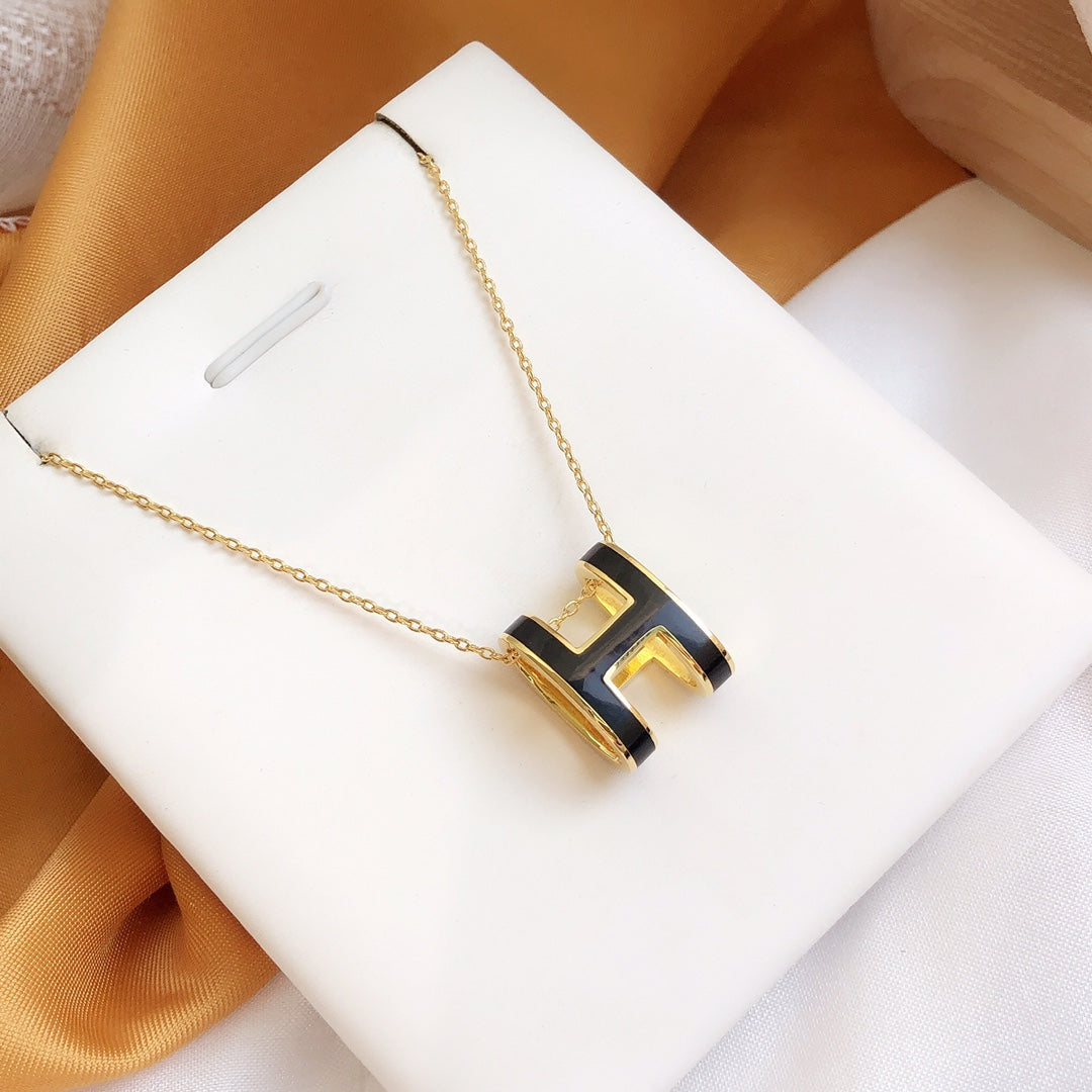 [Limara]HM CLIC BLACK ENAMEL GOLD NECKLACE