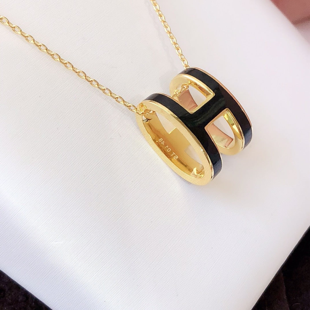 [Limara]HM CLIC BLACK ENAMEL GOLD NECKLACE