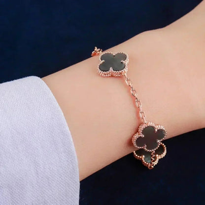 [Limara]LUCKY CLOVER 5-MOTIF BRACELET - GREY MOTHER-OF-PEARL COLLECTION