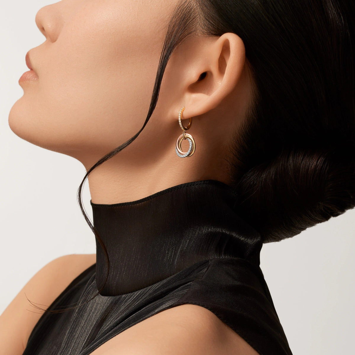 [Limara] TRINITY HALF DIAMOND  EARRINGS