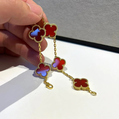 [Limara]LUCKY CLOVER 5-MOTIF BRACELET - RED CARNELIAN COLLECTION