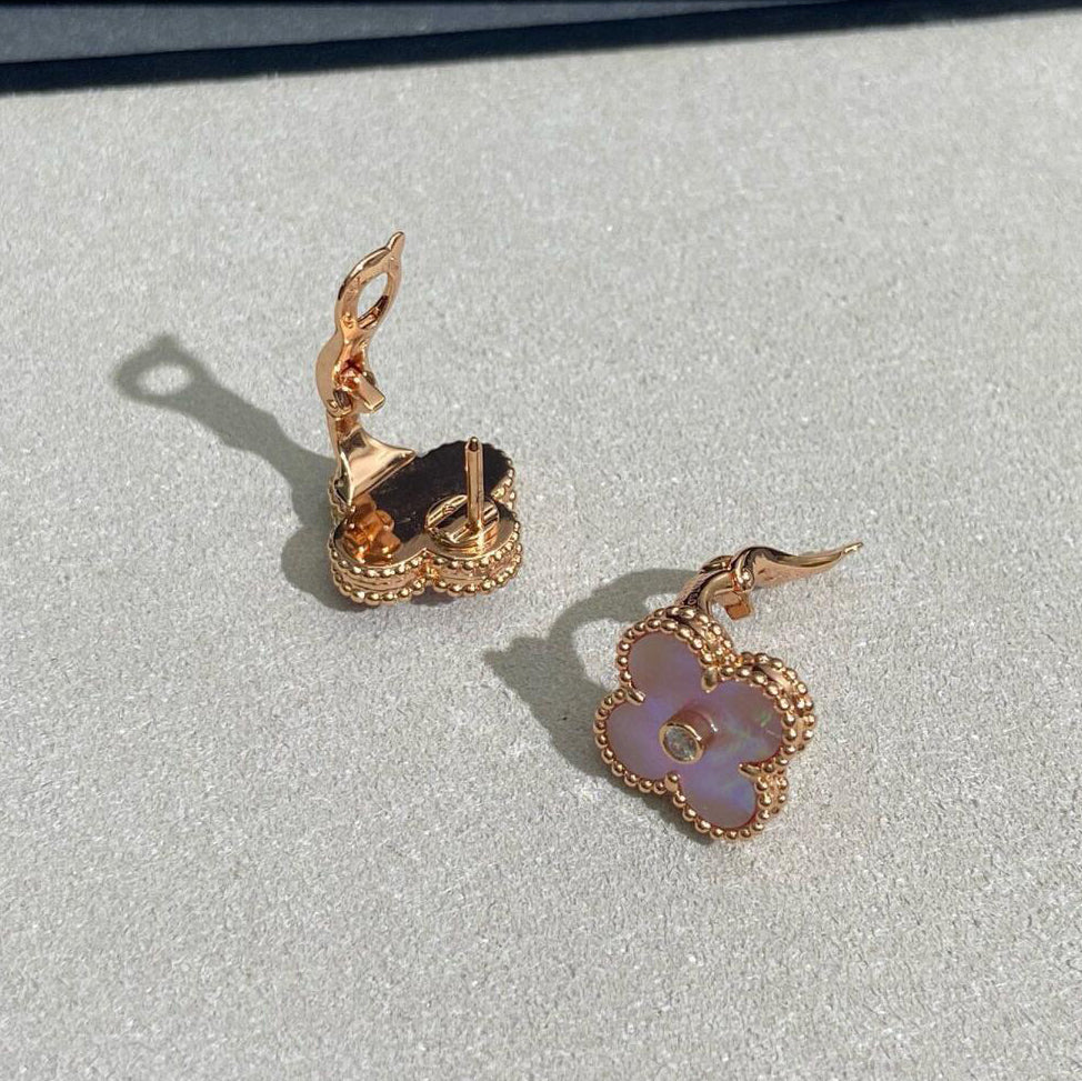 [Limara]CLOVER MEDIUM 1 DIAMOND PINK EARRINGS