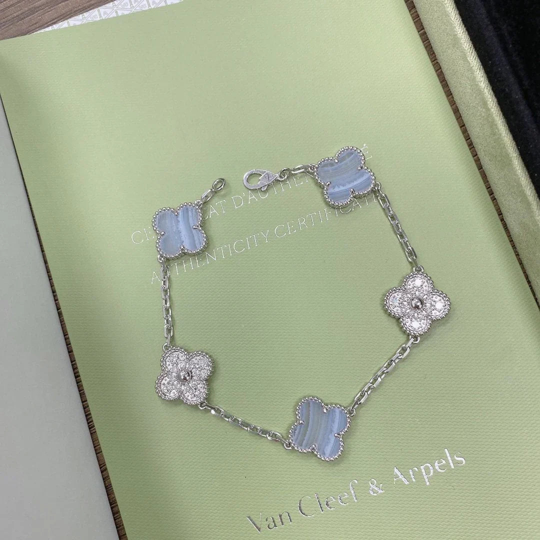 [Limara]LUCKY CLOVER 5-MOTIF BRACELET - PURPLE CHALCEDONY COLLECTION