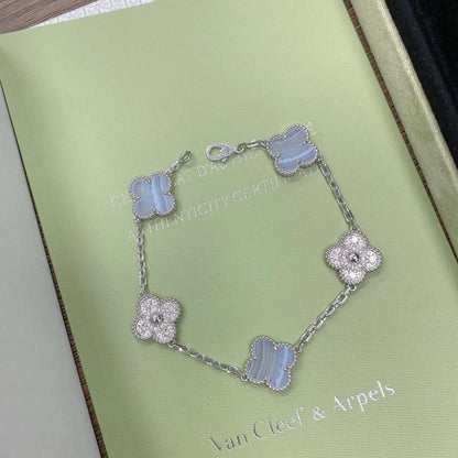 [Limara]LUCKY CLOVER 5-MOTIF BRACELET - PURPLE CHALCEDONY COLLECTION
