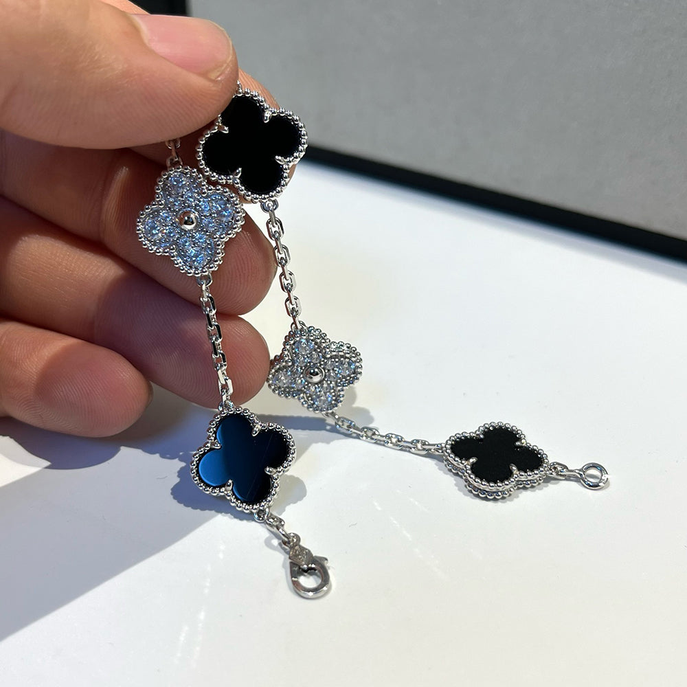 [Limara]LUCKY CLOVER 5-MOTIF BRACELET - BLACK OXNY COLLECTION