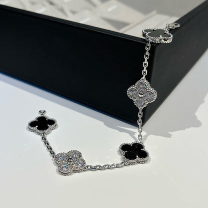 [Limara]LUCKY CLOVER 5-MOTIF BRACELET - BLACK OXNY COLLECTION