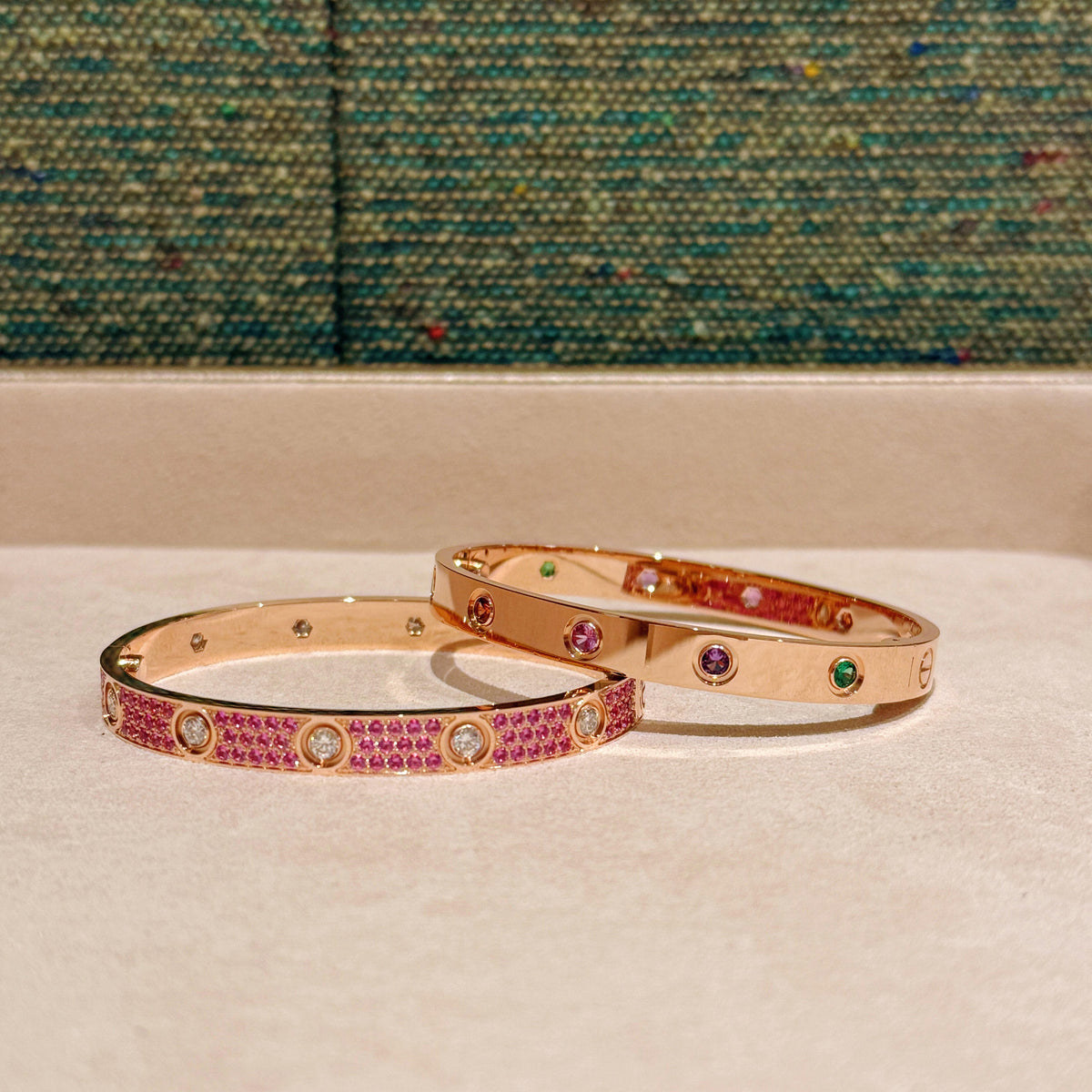 [Limara] 2026 PAVE GEMSTONE LOVE BRACELET 6.1MM 10 DIAMONDS
