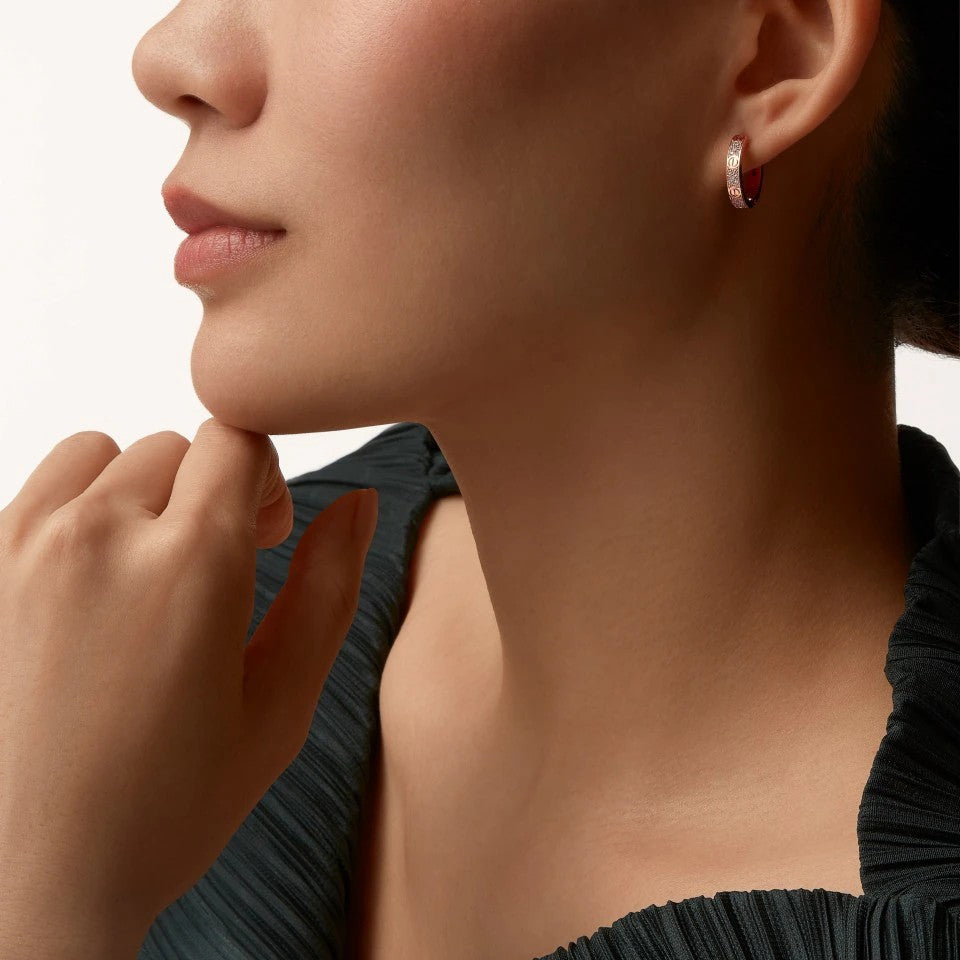 [Limara] LOVE 3.3MM DANGLE HALF DIAMOND EARRINGS