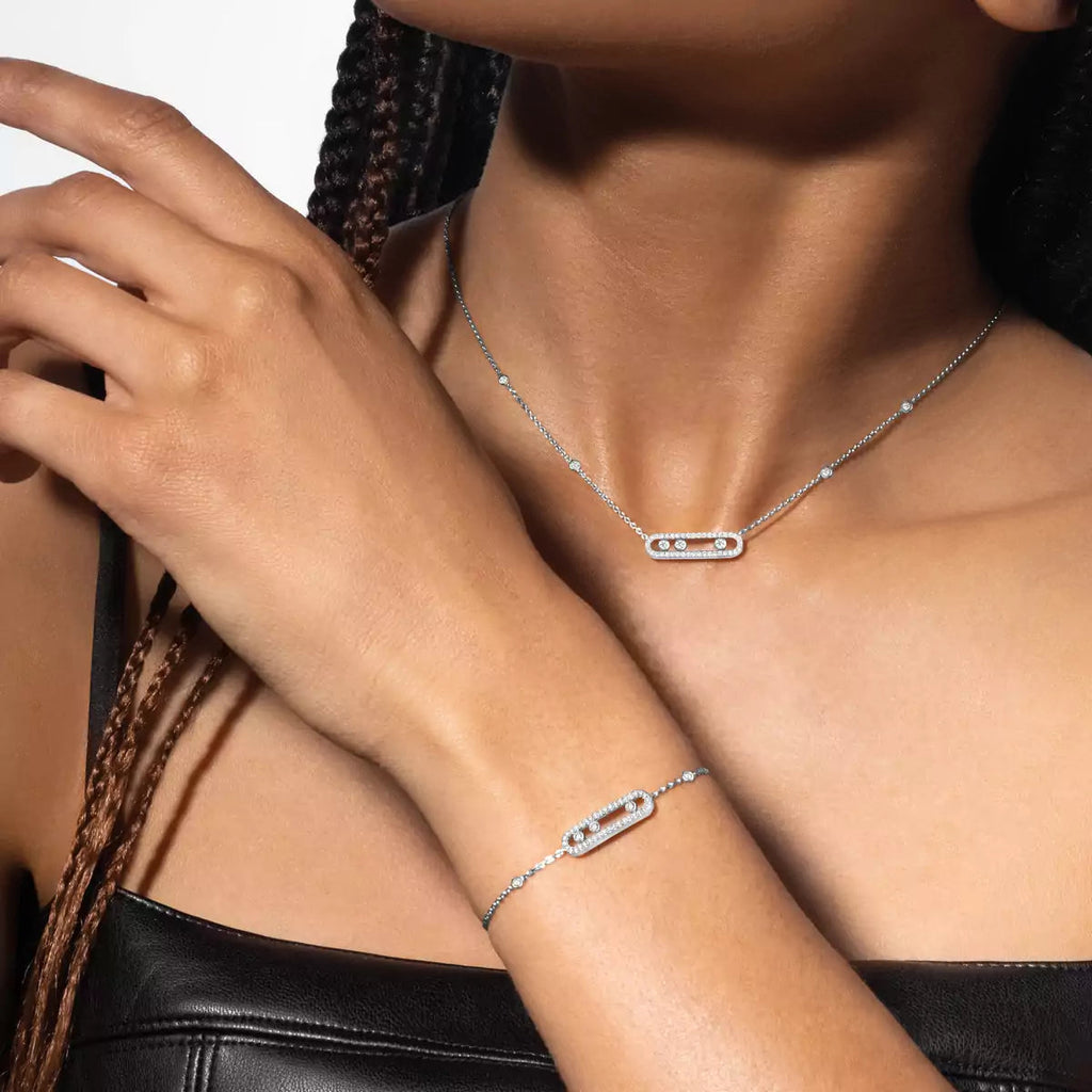 [Limara]BABY MOVE PENDANT NECKLACE