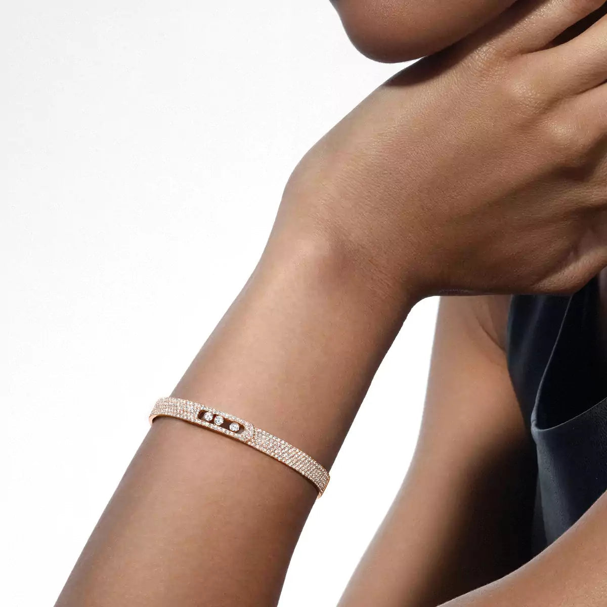 [Limara]Move Noa Full Pavé Diamond Bangle Bracelet