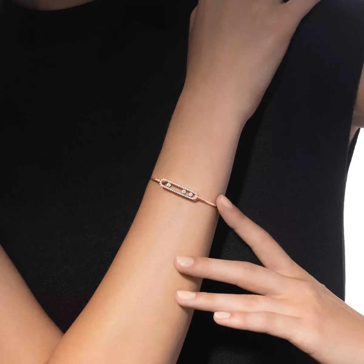 [Limara] Move Pavé Diamond Bangle Bracelet M