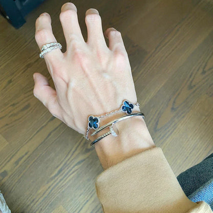 [Limara]LUCKY CLOVER 5-MOTIF BRACELET - PIETERSITE COLLECTION
