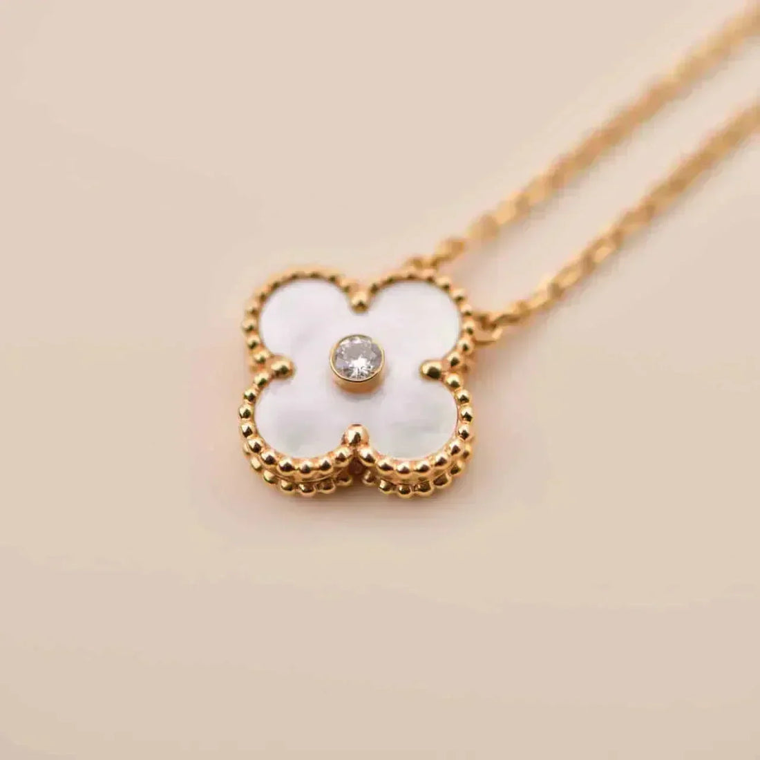 [Limara]CLOVER 15MM DIAMOND WHITE FRITILLARIA NECKLACE