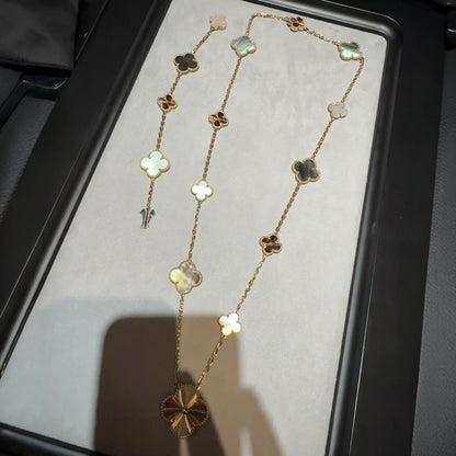 [Limara]DETACHABLE 15-MOTIF CLOVER STATEMENT SET - GREY MOTHER-OF-PEARL & LASER