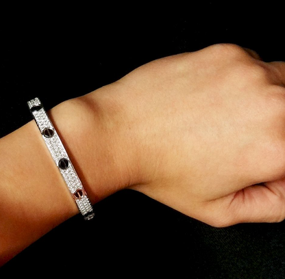 [Limara]CLASSIC 6.1MM LOVE BANGLE - DIAMOND PAVÉ & BLACK CERAMIC