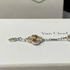 [Limara]LUCKY CLOVER 5-MOTIF BRACELET - LASER COLLECTION