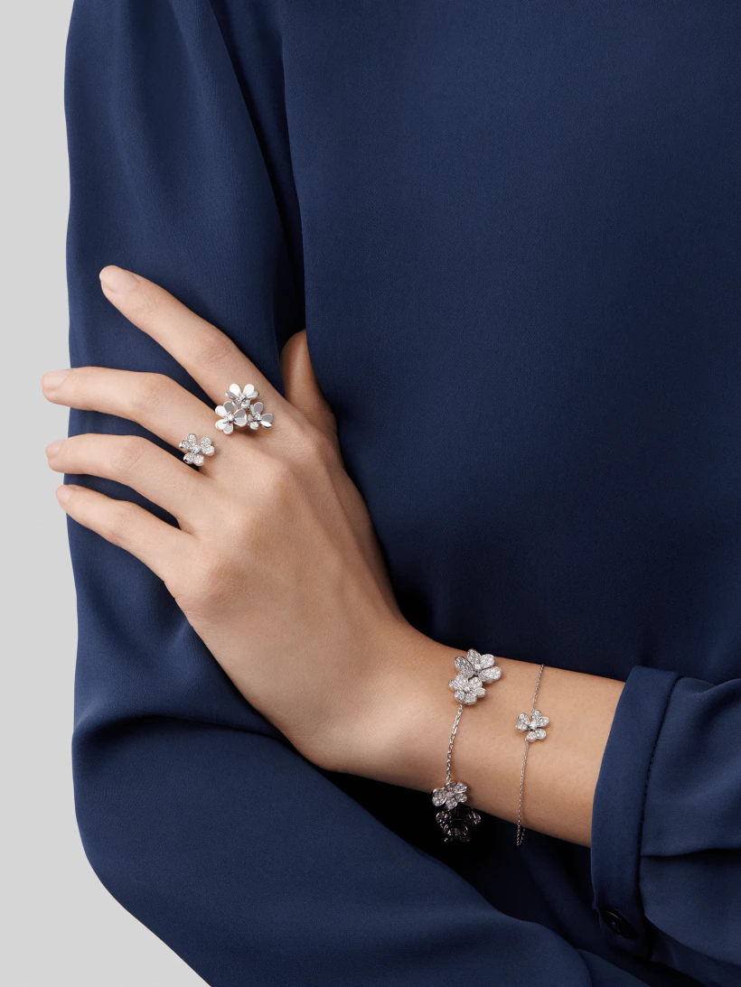 [Limara]FRIVOLE SILVER FLOWER DIAMOND BRACELET