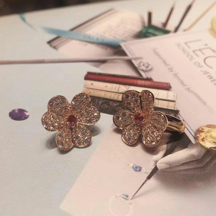 [Limara]FRIVOLE PINK GOLD FLOWER DIAMOND EARRINGS