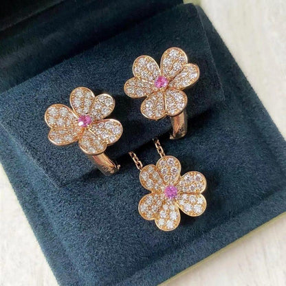[Limara]PAVÉ DIAMOND BUTTERFLY CHARM NECKLACE