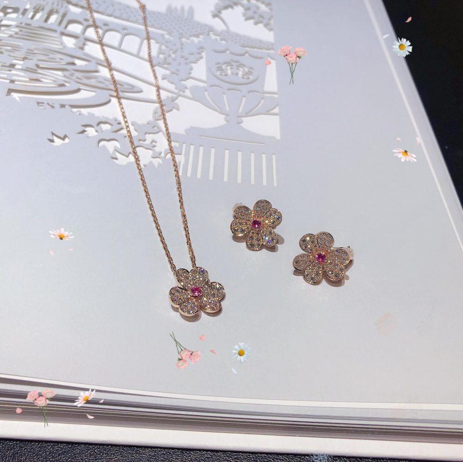[Limara]PAVÉ DIAMOND BUTTERFLY CHARM NECKLACE