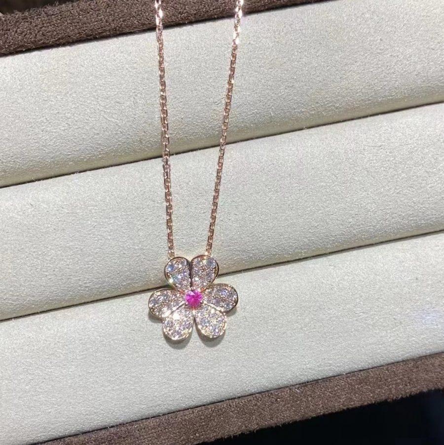 [Limara]PAVÉ DIAMOND BUTTERFLY CHARM NECKLACE