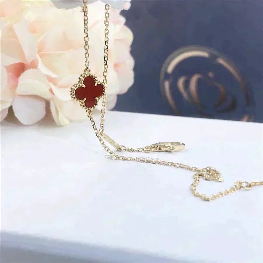 [Limara]CLOVER  CARNELIAN SINGLE FLOWER BRACELET