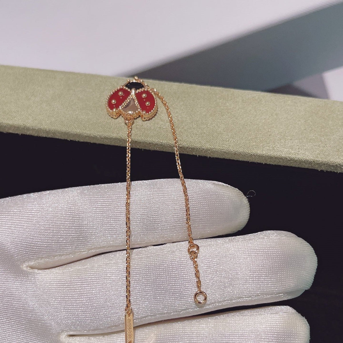 [Limara]LUCKY SPRING 1 MOTIF PINK GOLD BRACELET