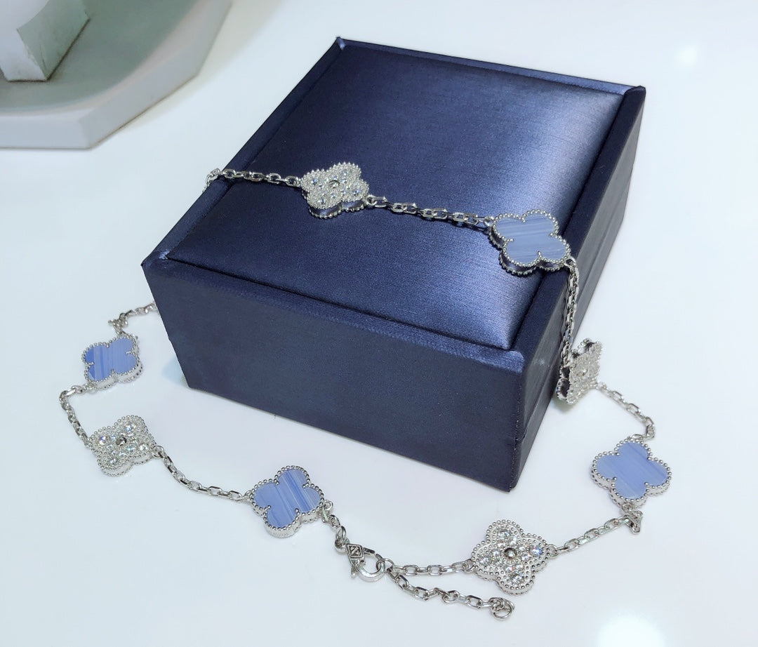 [Limara]CLOVER 10 MOTIFS CHALCEDONY DIAMONDS SILVER NECKLACE