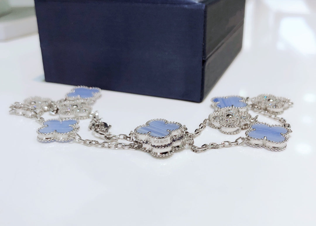 [Limara]CLOVER 10 MOTIFS CHALCEDONY DIAMONDS SILVER NECKLACE